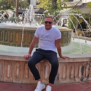 Ken Occasional
 escort in Gran Canaria offers Fingering services