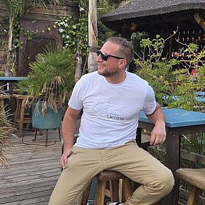 Ken Occasional
 escort in Gran Canaria offers Fingering services