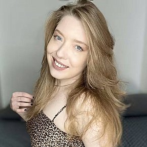 Vickyy escort in Brussels offers Shower  services