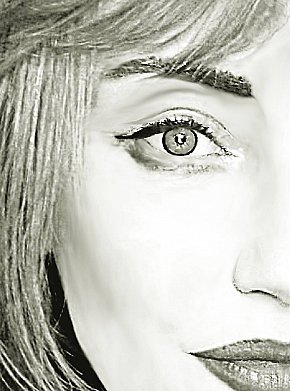 Erotic-Masseuse escort in Milan offers Azotes (dar)
 services