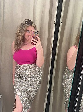 Abu-Dhabi-Queen Sâni Mari
 escort in Abu Dhabi offers Masaj erotic services