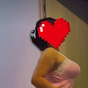 Oshadee77 Vip Escort escort in Colombo