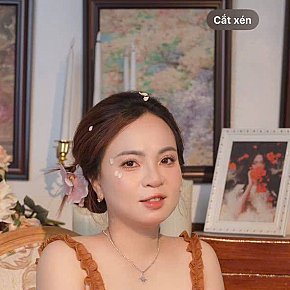 Kaly All Natural
 escort in Can Tho offers French Kissing services