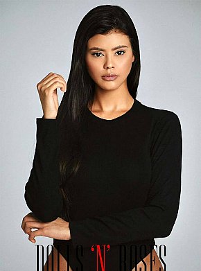 Bonita All Natural
 escort in London offers Girlfriend Experience (GFE) services