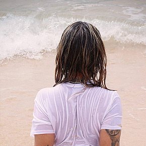 Laiz-Lisboa-party Pequeña Y Delgada escort in Lisbon offers Juegos con dildo
 services