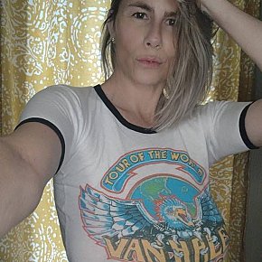 Sarahmarshall Mature escort in Toronto offers Cum in Mouth services