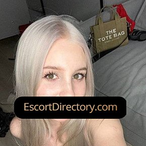 Donna Vip Escort escort in Warsaw offers Cumshot on body (COB) services