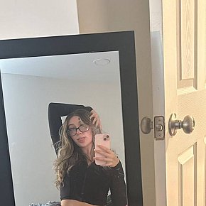 Catarina escort in Amsterdam offers Sex in Different Positions services