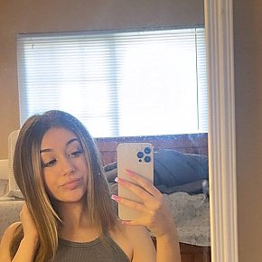 Catarina escort in Amsterdam offers Sex in Different Positions services