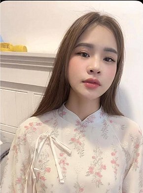 Linh escort in Abu Dhabi offers Blowjob without Condom services