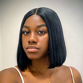 Lea Super Busty
 escort in Kuwait City