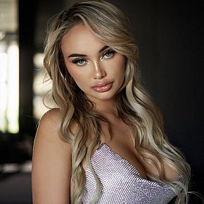 Gaby escort in Singapore City offers Girlfriend Experience (GFE) services