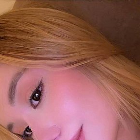Gaby escort in Singapore City offers Girlfriend Experience (GFE) services