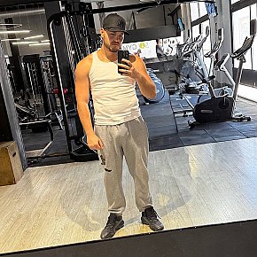 Maikel-69 Occasional
 escort in Eindhoven offers Erotic massage services