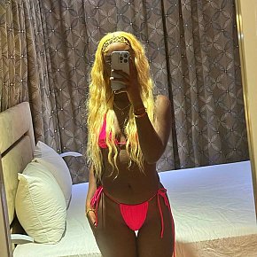 Sweetie-Ammy Posterior Mare escort in Kampala offers Masaj Senzual Integral services