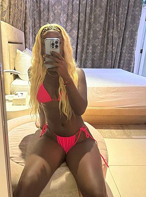 Sweetie-Ammy Posterior Mare escort in Kampala offers Masaj Senzual Integral services