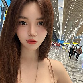 Lona escort in Hanoi