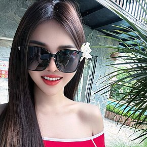 Lona escort in 