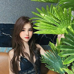 Lona escort in 
