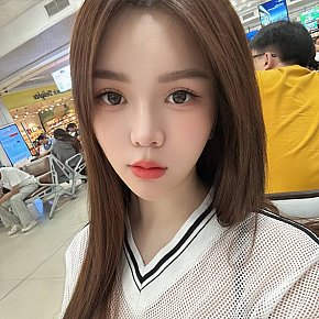 Lona escort in Hanoi