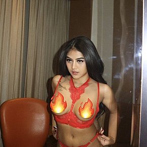 Dania Petite
 escort in Singapore City offers Girlfriend Experience (GFE) services