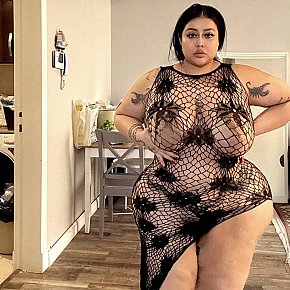 Big-Hot-Girl Super Busty
 escort in Jeddah offers Cum in Mouth services