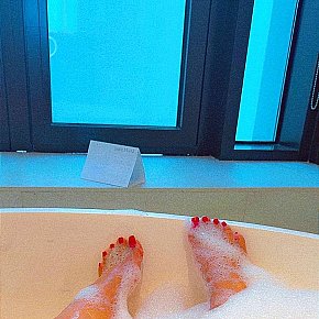 Big-Hot-Girl Super Busty
 escort in Jeddah offers Cum in Mouth services