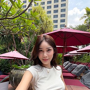 Raya escort in 