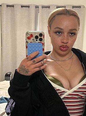 Laylahdicking Naturală escort in Winnipeg offers Masaj intim services