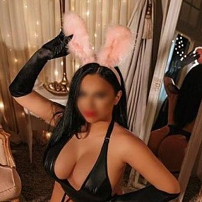 Aura Super Busty
 escort in Vienna