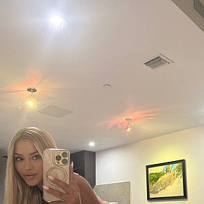 Veronie escort in  offers Sexo em diferentes posições services