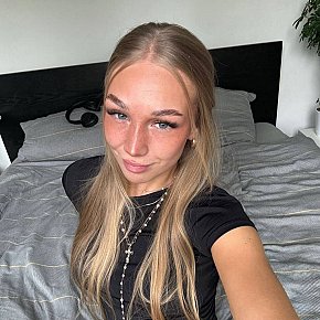 Elena Fitness Girl
 escort in Milan offers Cum on Face services