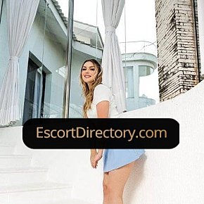 Lara Großer Hintern escort in Düsseldorf offers Körperbesamung services