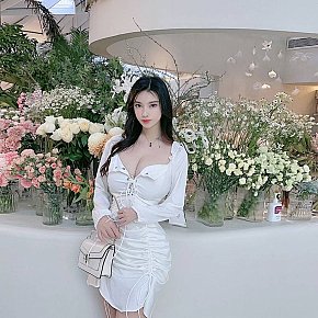 Victoria escort in Guangzhou offers Feticismo piedi services