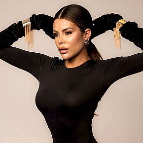 Ohana Completamente Natural escort in Dubai offers Experiência com garotas (GFE) services