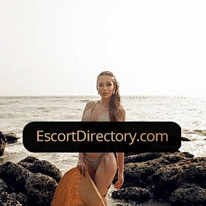 Eve Vip Escort escort in Dubai offers Striptease/Lapdance services
