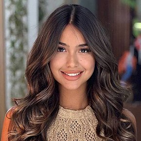 Remyda College Girl
 escort in London offers 69 Position services