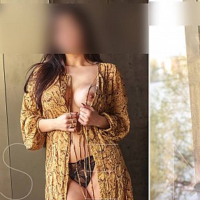 Cleo Super Busty
 escort in Stuttgart