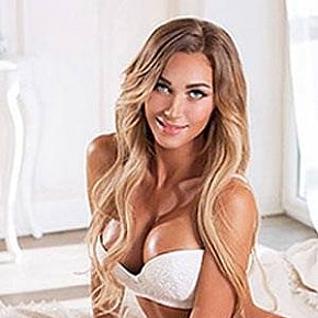 Amy escort in Newcastle Upon Tyne offers Experience 