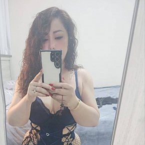 Anna escort in Abu Dhabi offers Dominatrix (durona) services