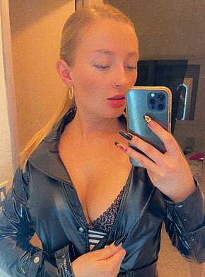 Femme_Interdit College Girl
 escort in Paris offers Kissing if good chemistry services