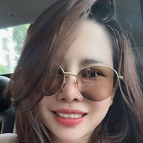 Rose escort in Manama