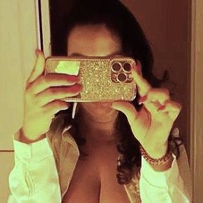 bettyna Superpeituda escort in Paris offers Sexo em diferentes posições services