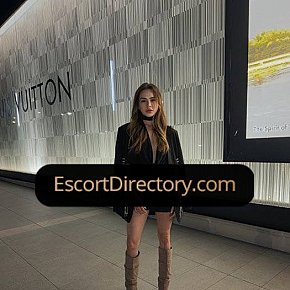 Hana Mignonă escort in  offers 69 services