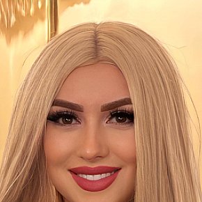 Veronica Petite
 escort in Dublin offers Kissing services