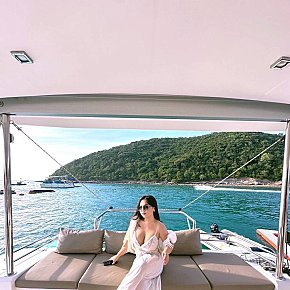 Rimming-Queen All Natural
 escort in Macau offers Cum in Mouth services