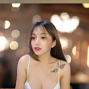 Rimming-Queen All Natural
 escort in Macau offers Cum in Mouth services