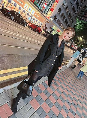 Honey escort in Makati