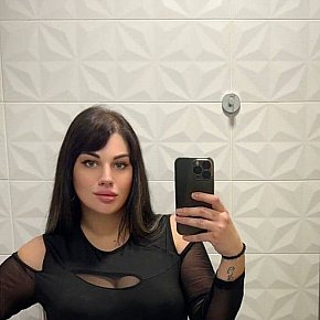 Amelia escort in Manama