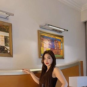Linna escort in Dubai